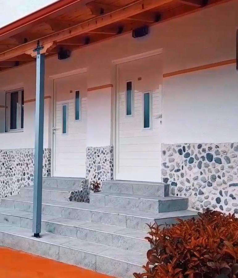Hotel Apostoli Permet Bagian luar foto