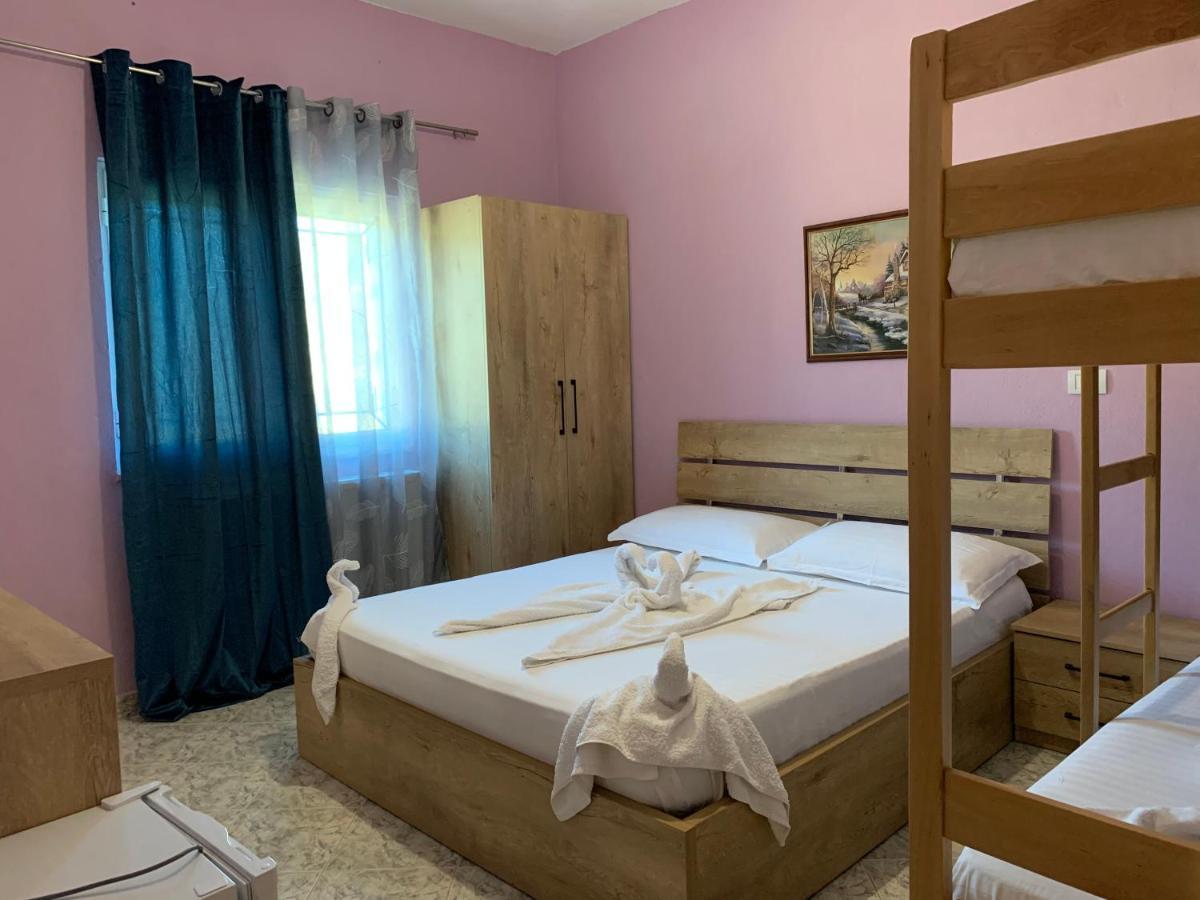 Hotel Apostoli Permet Bagian luar foto